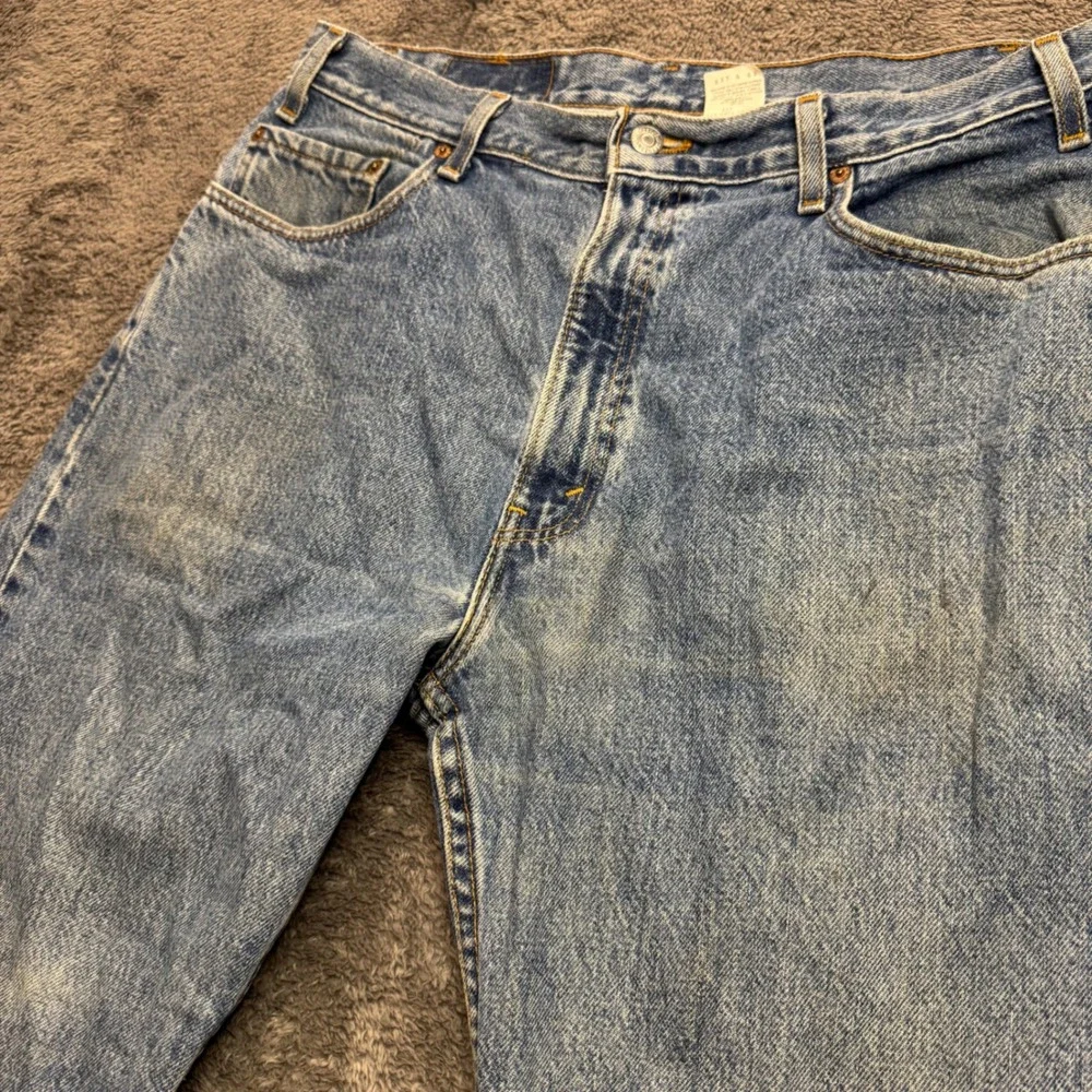 Levis size tags